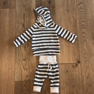 Childhoods clothing sweatsuit